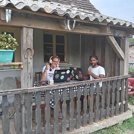"Poetsko Cose" Nikole Tesle 86 Guest House Morovic Bagian luar foto