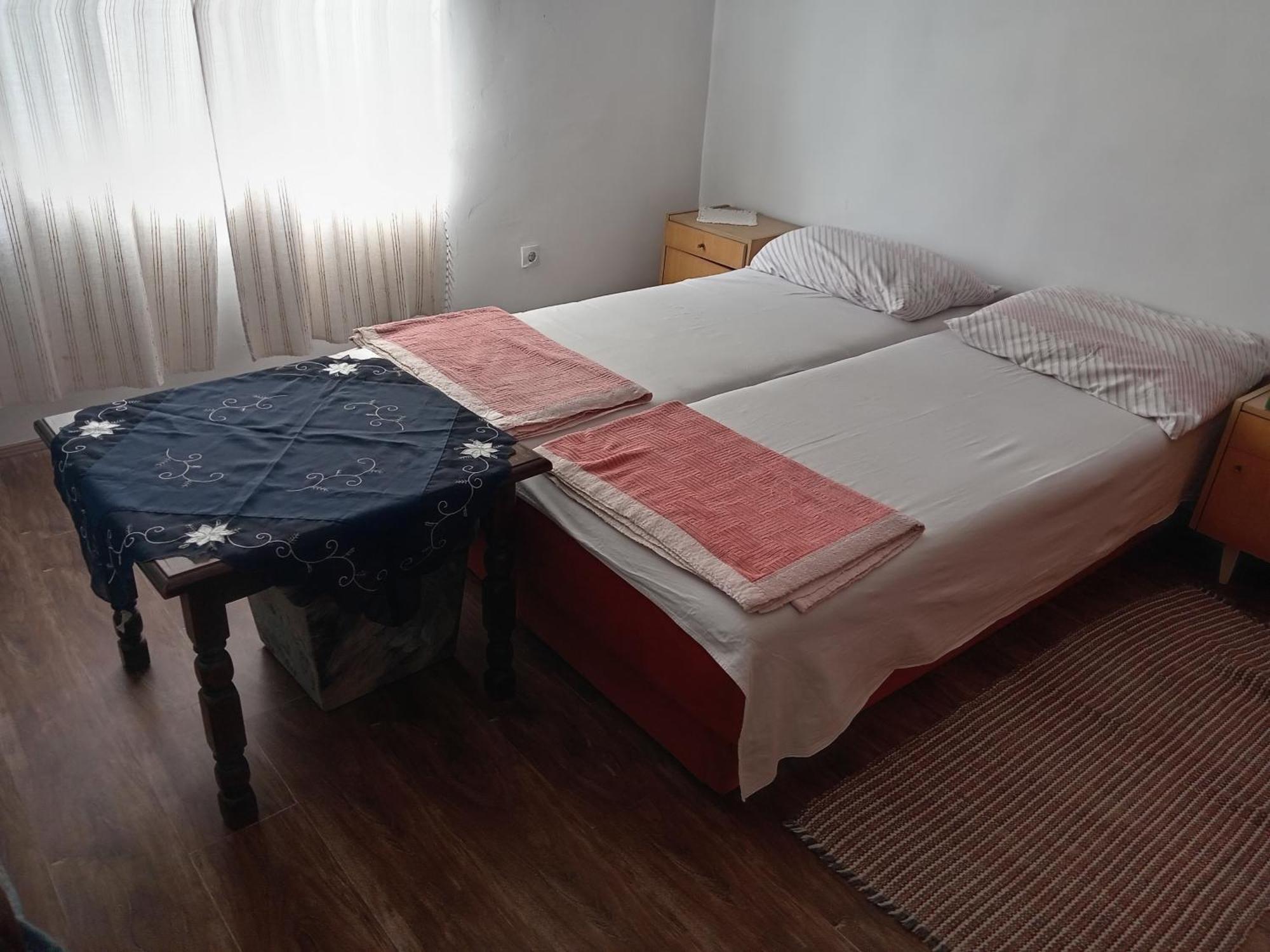 "Poetsko Cose" Nikole Tesle 86 Guest House Morovic Bagian luar foto